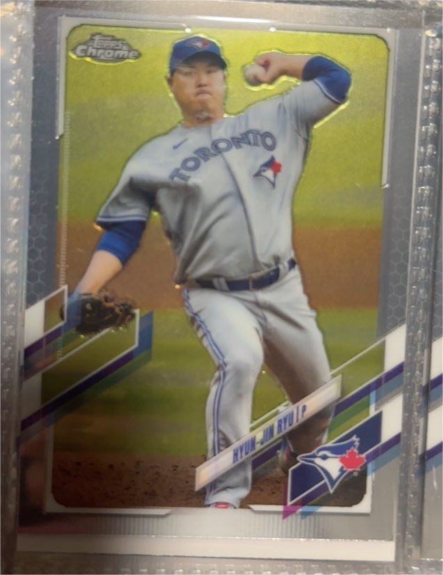 2021 Topps Chrome #123 Hyun-Jin Ryu Toronto Blue Jays — front
