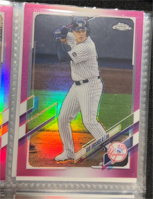 2021 Topps Chrome #220 Gio Urshela — front