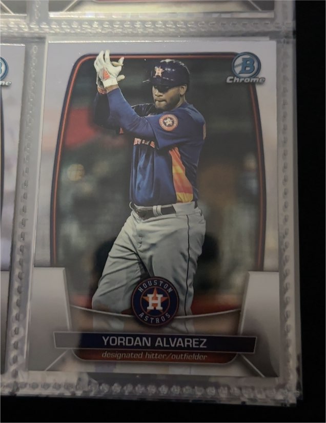 2023 Bowman Chrome #25 Yordan Alvarez — front