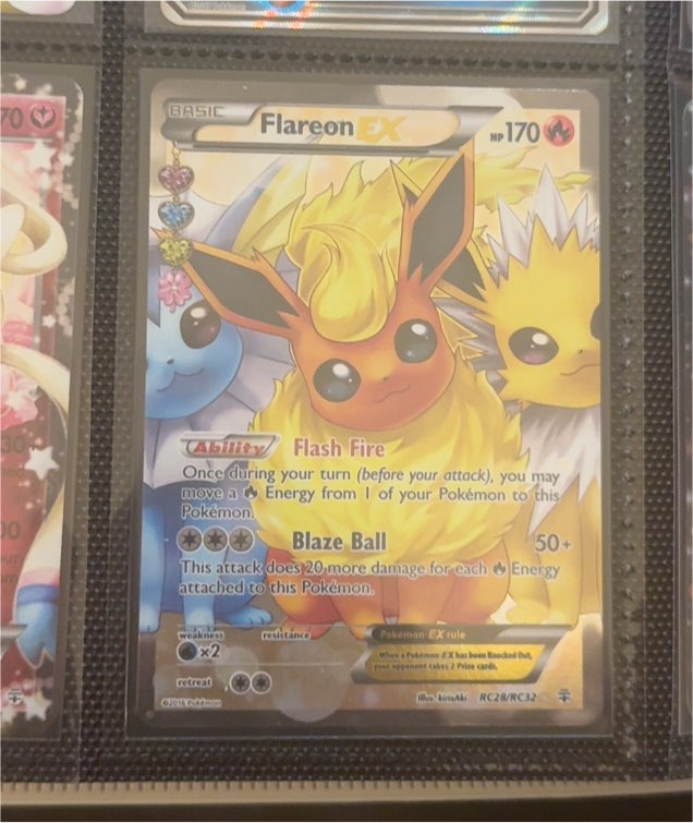 2016 Pokémon RC28/RC32 Flareon EX Generations Radiant Collection — front