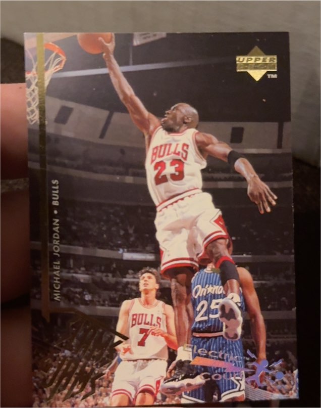 1995-96 Upper Deck #352 Michael Jordan — front