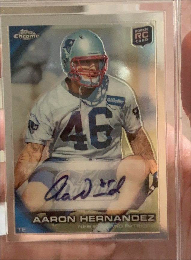 2010 Topps Chrome Rookie Card Aaron Hernandez — front