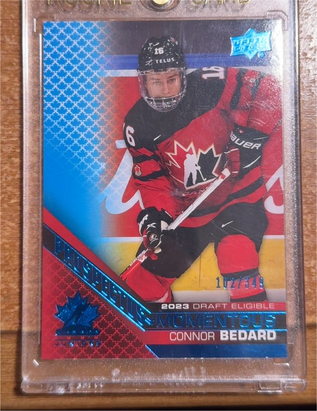 2022 Upper Deck Team Canada Juniors Prospectus Momentous #PM-16 Connor Bedard — front