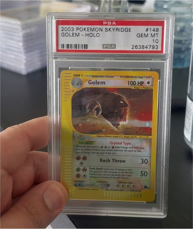 2003 Pokémon Skyridge #148 Golem Holo — front