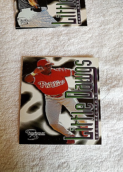 1998 SkyBox Dugout Axcess Little Dawgs #Desi Relaford — front