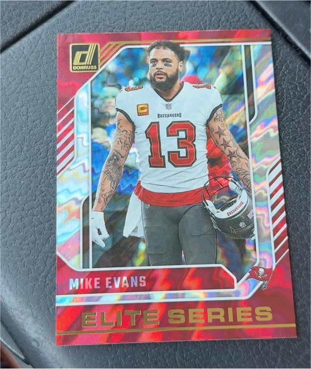 2024 Donruss Elite Series #21 Mike Evans — front