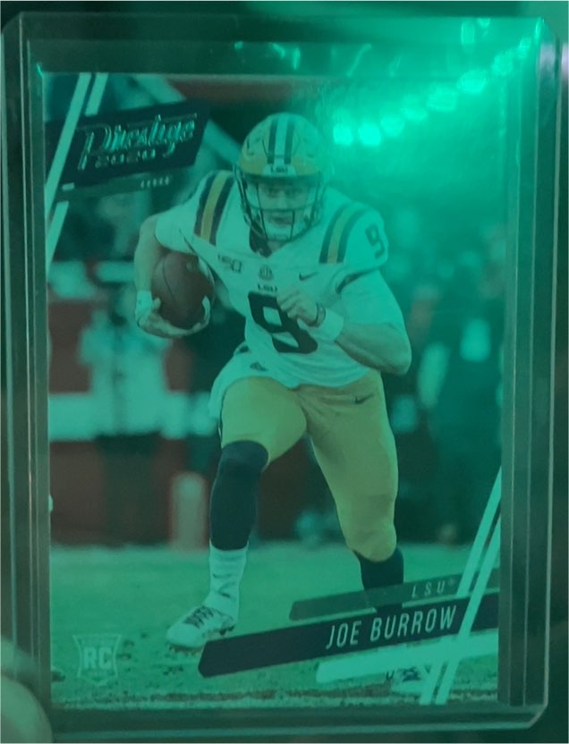 2020 Panini Chronicles Draft Picks Prestige #3 Joe Burrow — front