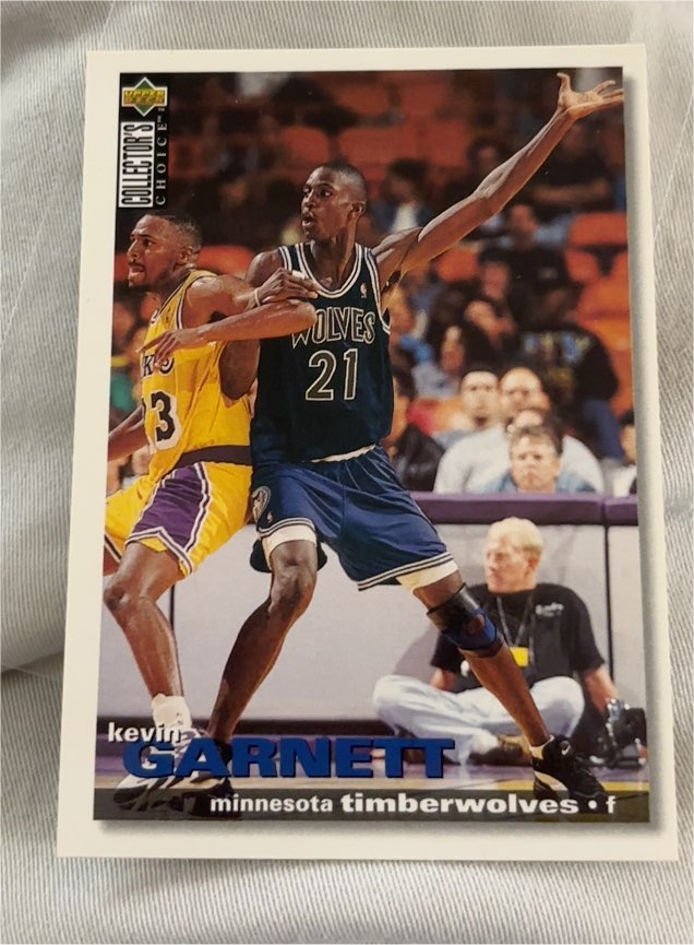 1995-96 Upper Deck Collector's Choice #59 Kevin Garnett — front