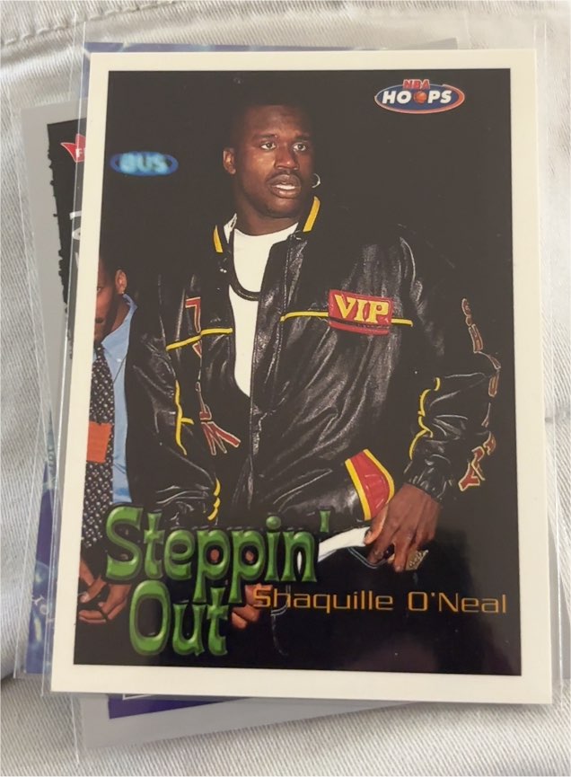 1998-99 Skybox NBA Hoops #164 Shaquille O'Neal Steppin' Out — front
