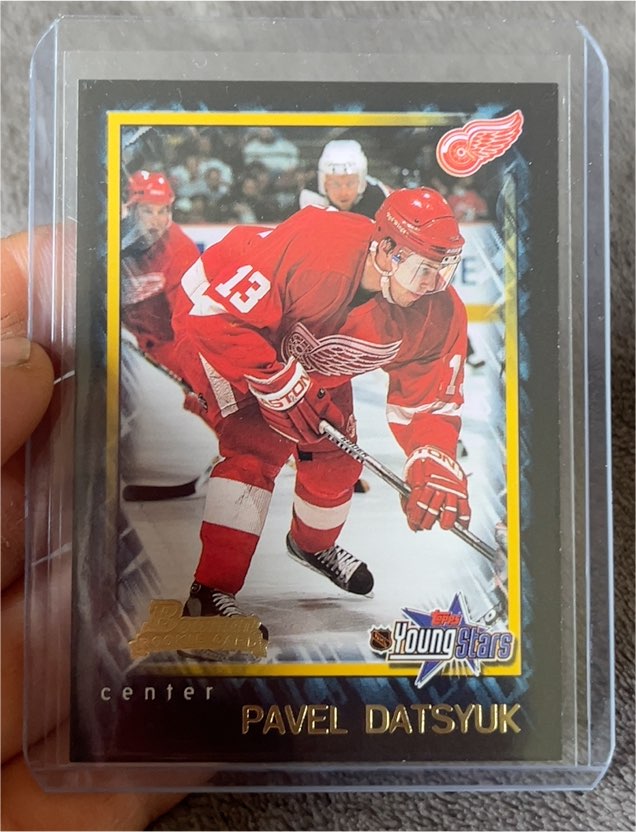 2001-02 Bowman YoungStars #165 Pavel Datsyuk — front