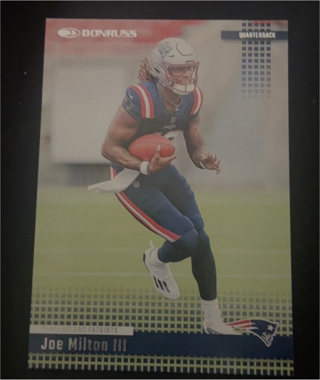 2024 Donruss #35 Joe Milton III Retro 2004 — front