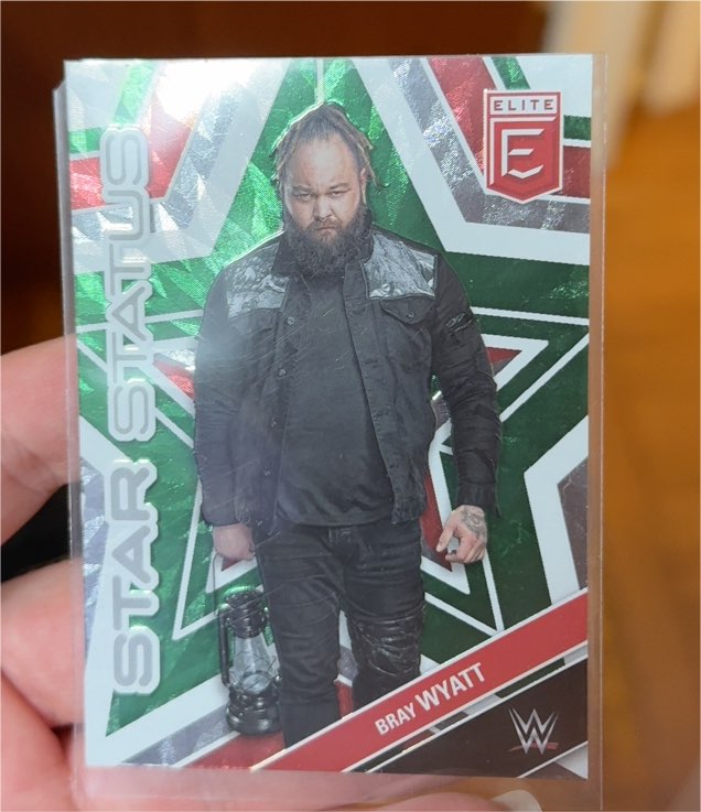 2023 Panini Donruss Elite WWE #5 Bray Wyatt Star Status — front