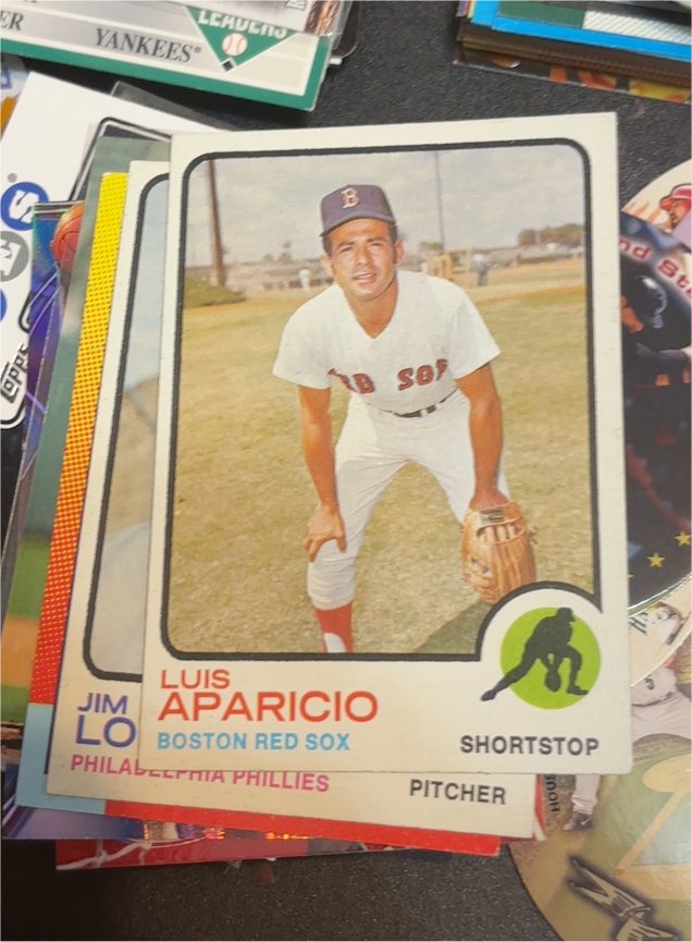 1973 Topps #165 Luis Aparicio — front