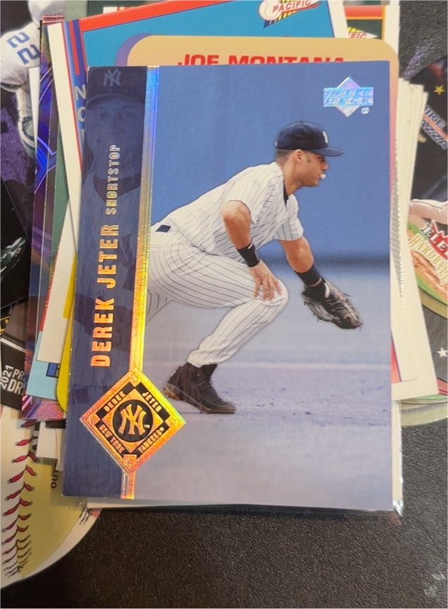 2004 Upper Deck Bonus Pack #DJ-8 Derek Jeter — front