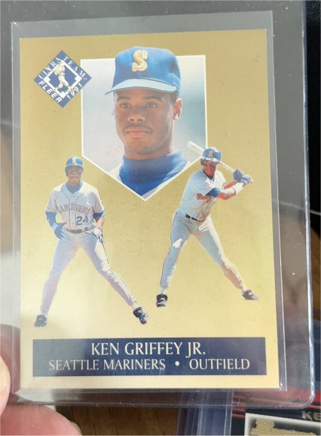1991 Fleer Ultra Team #4 Ken Griffey Jr. — front