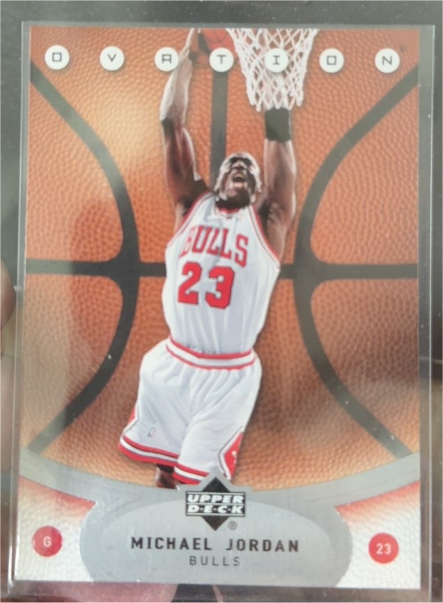 2006-07 Upper Deck Ovation #10 Michael Jordan — front
