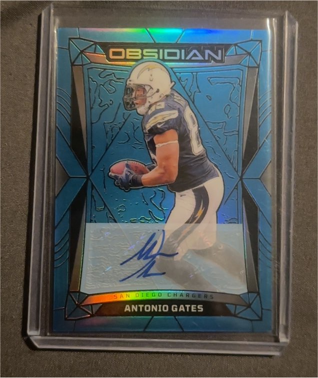 2024 Panini Obsidian Antonio Gates Blue Etch Auto — front