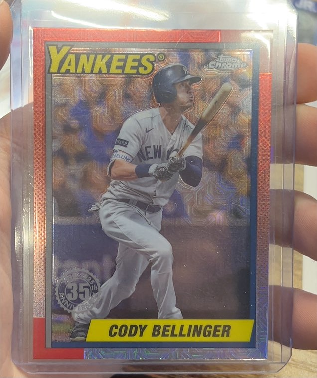 2025 Topps Chrome #T90C-112 Cody Bellinger — front