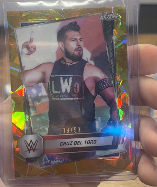 2025 Topps Chrome WWE #76 Cruz Del Toro — front
