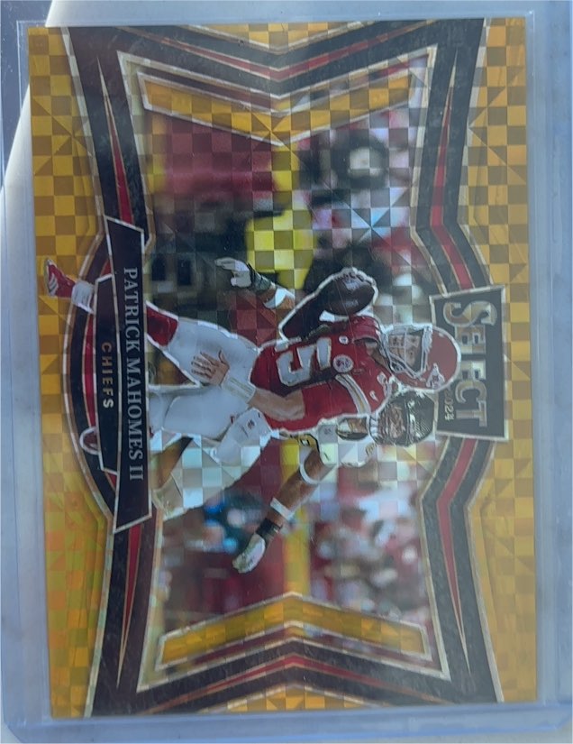 2024 Panini Select Field Level Checkerboard Patrick Mahomes II — front