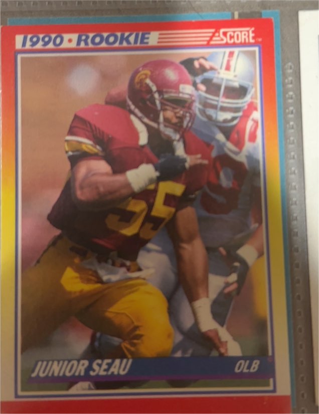1990 Score #302 Junior Seau — front