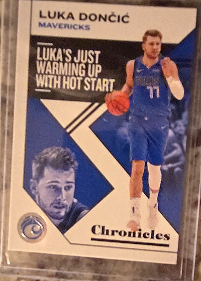2019-20 Panini Chronicles #15 Luka Dončić — front