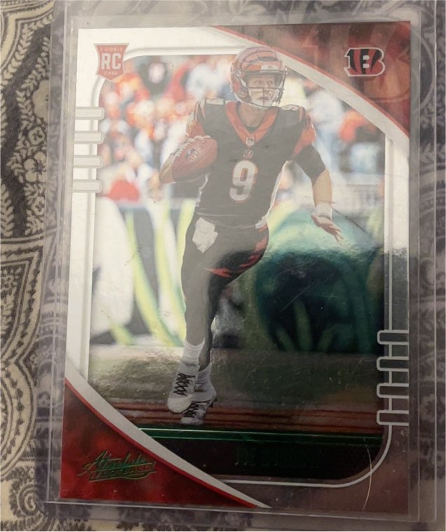 2020 Panini Absolute #158 Joe Burrow — front