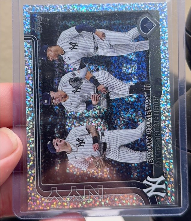 2025 Topps Series 1 #184 Bronx Bombers II Trio Eyes History — front