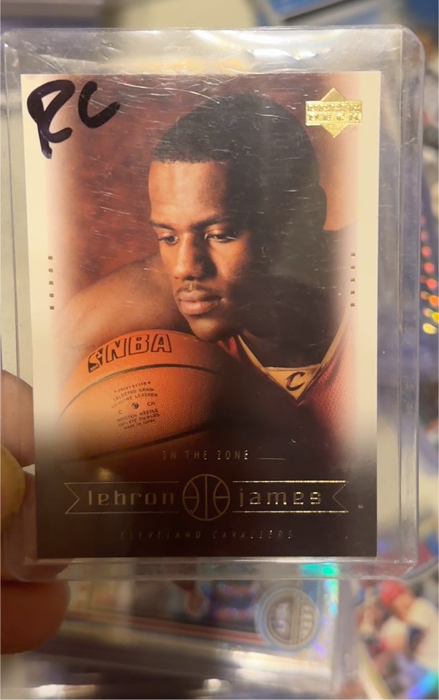 2003 Upper Deck In The Zone #13 LeBron James Cleveland Cavaliers — front