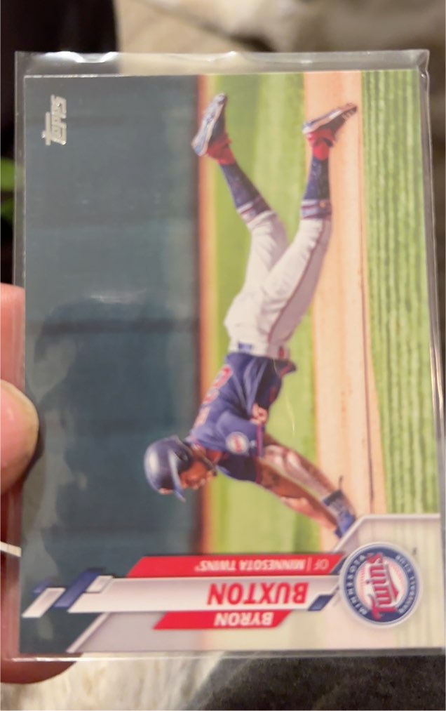 2020 Topps #526 Byron Buxton — front