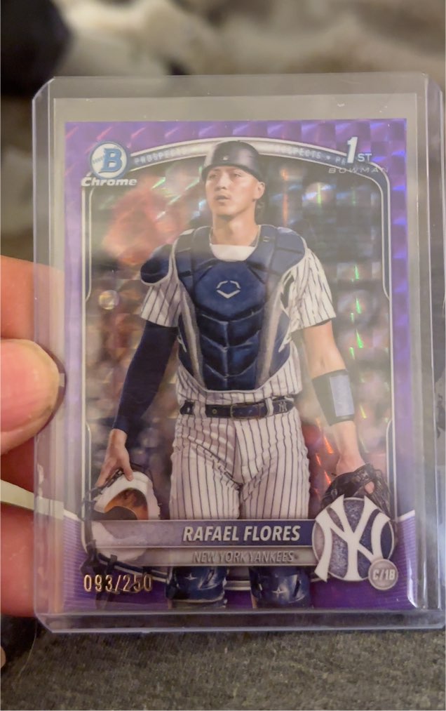 2025 Bowman Chrome #BCP-34 Rafael Flores — front