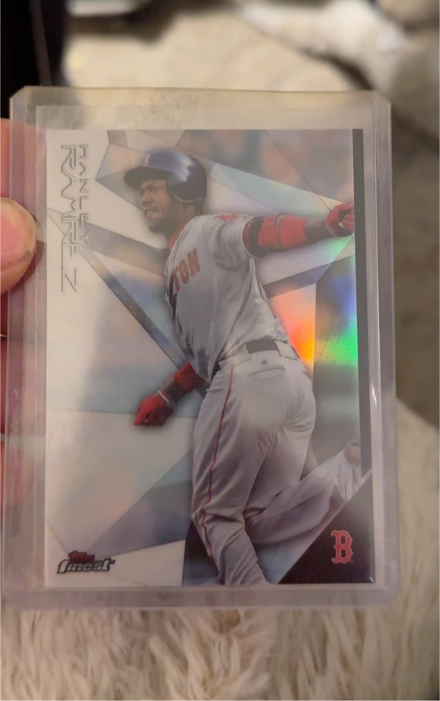 2015 Topps Finest #9 Hanley Ramirez — front