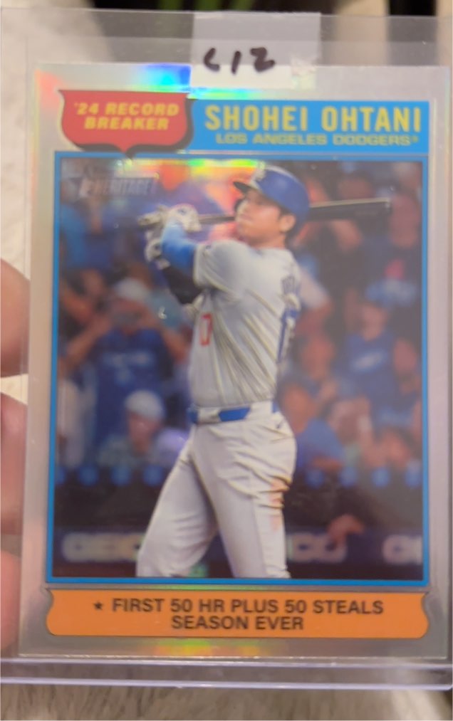 2025 Topps Heritage #1 Shohei Ohtani '24 Record Breaker — front