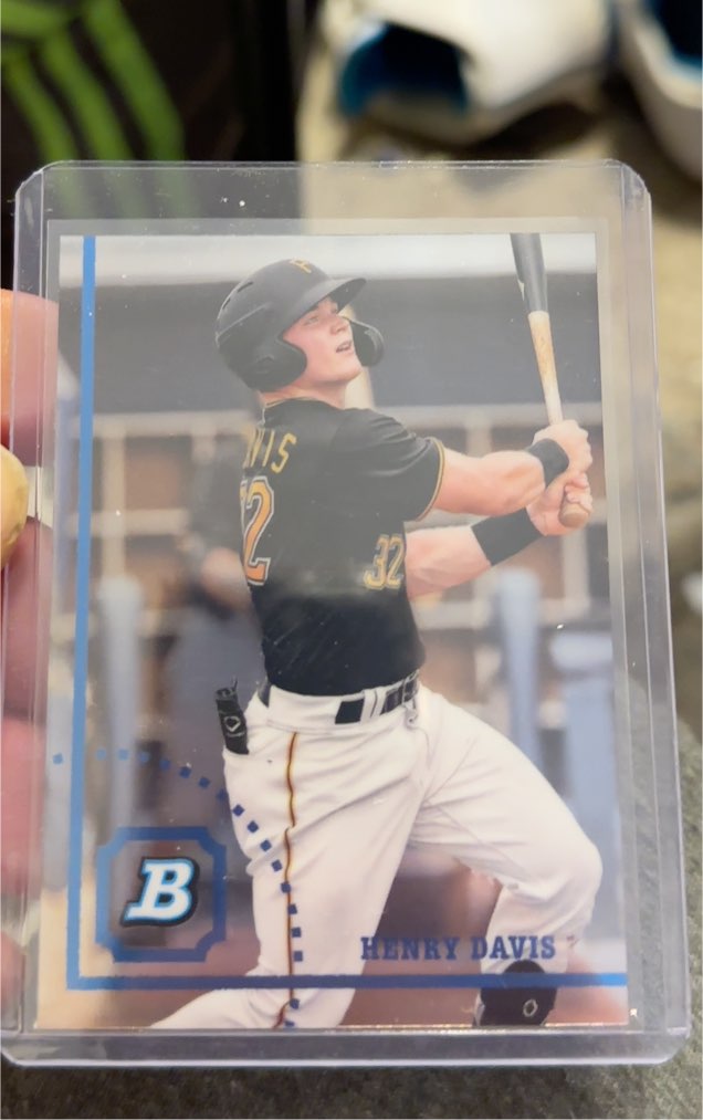 2022 Bowman Heritage #BHP-135 Henry Davis — front
