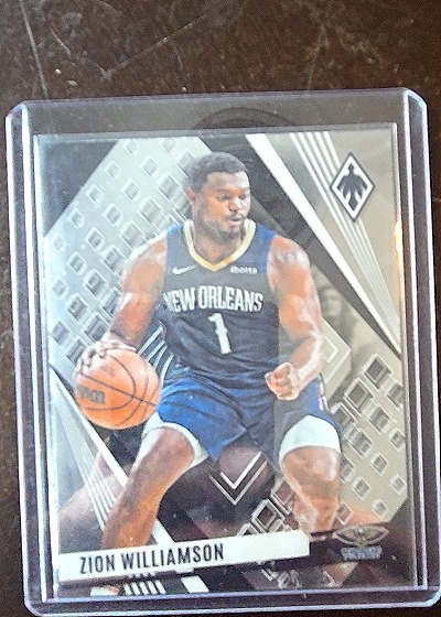 2023-24 Panini Phoenix #11 Zion Williamson — front