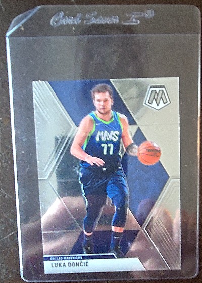 2019-20 Panini Mosaic #44 Luka Doncic — front
