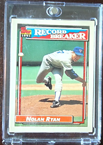 1992 Topps #4 Nolan Ryan Record Breaker — front