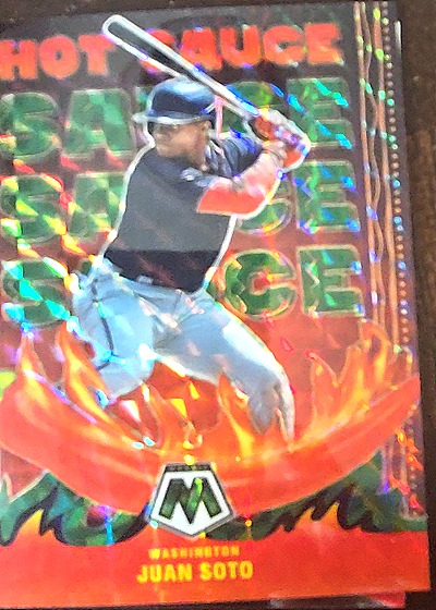 2022 Panini Mosaic Hot Sauce Green Prizm #HS-2 Juan Soto — front