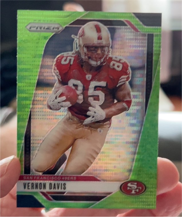 2024 Panini Prizm #258 Vernon Davis — front