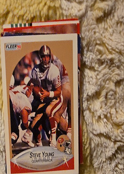 1990 Fleer #17 Steve Young — front