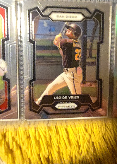 2024 Panini Prizm #64 Leo De Vries — front