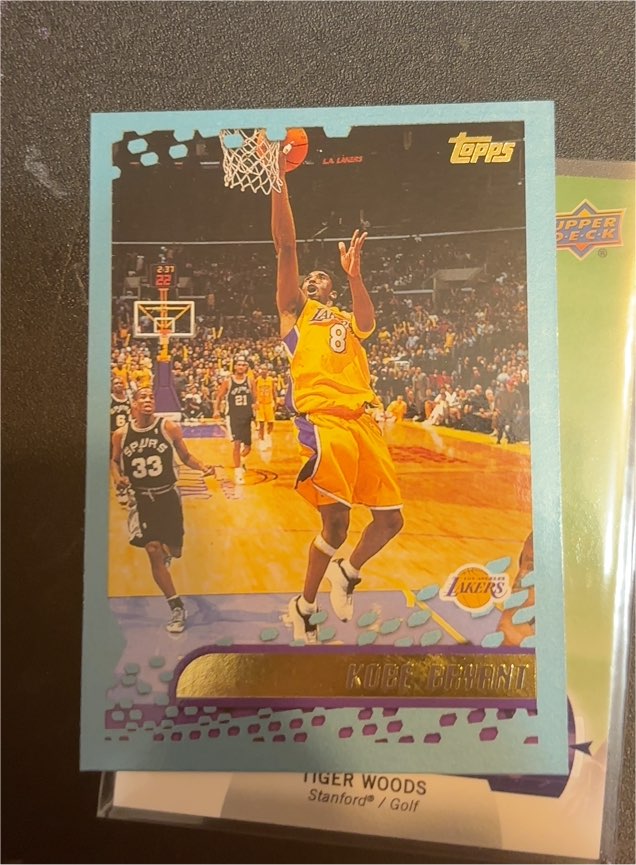 2001-02 Topps #50 Kobe Bryant — front