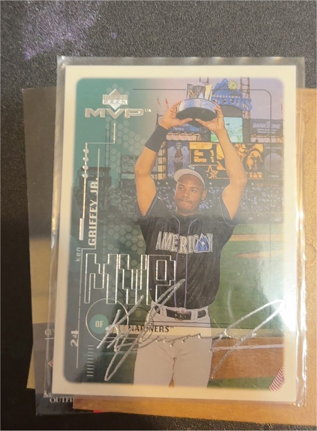 1999 Upper Deck MVP #190 Ken Griffey Jr. — front