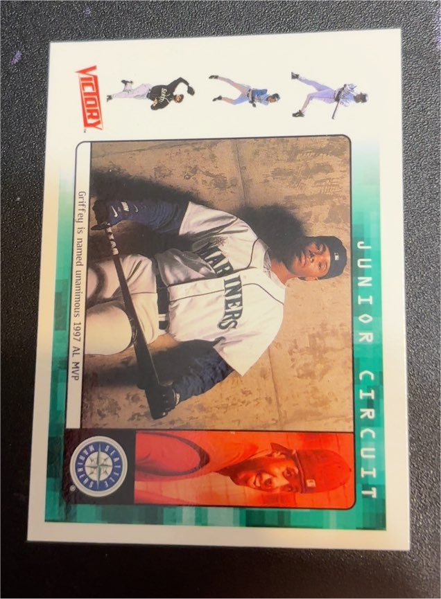 2000 Upper Deck Victory #424 Ken Griffey Jr. Junior Circuit — front