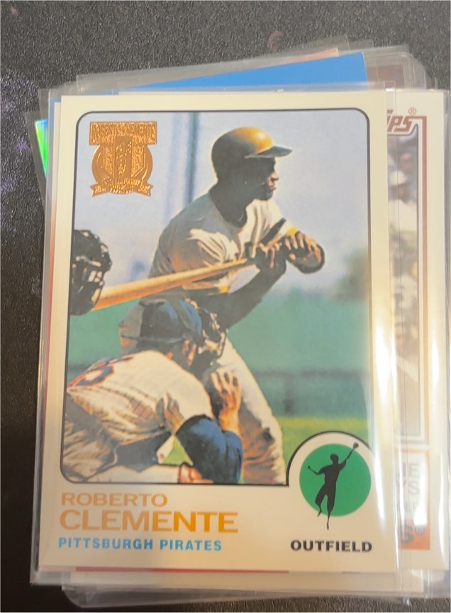 2022 Topps Heritage #50 Roberto Clemente — front