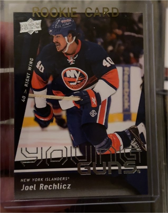 2009-10 Upper Deck #244 Joel Rechlicz Young Guns Rookie Card — front