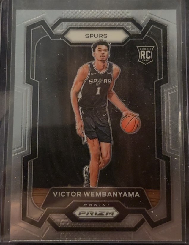 2023-24 Panini Prizm #136 Victor Wembanyama — front
