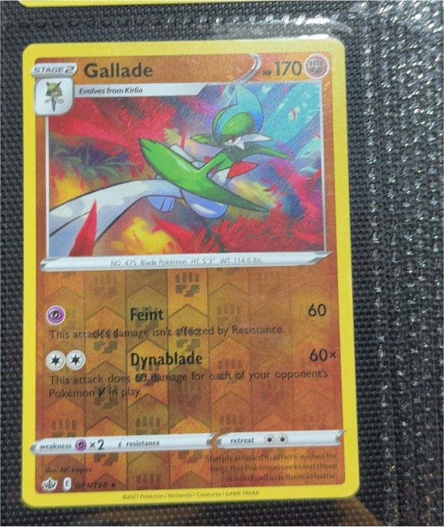 2021 Pokémon Chilling Reign #081 Gallade — front