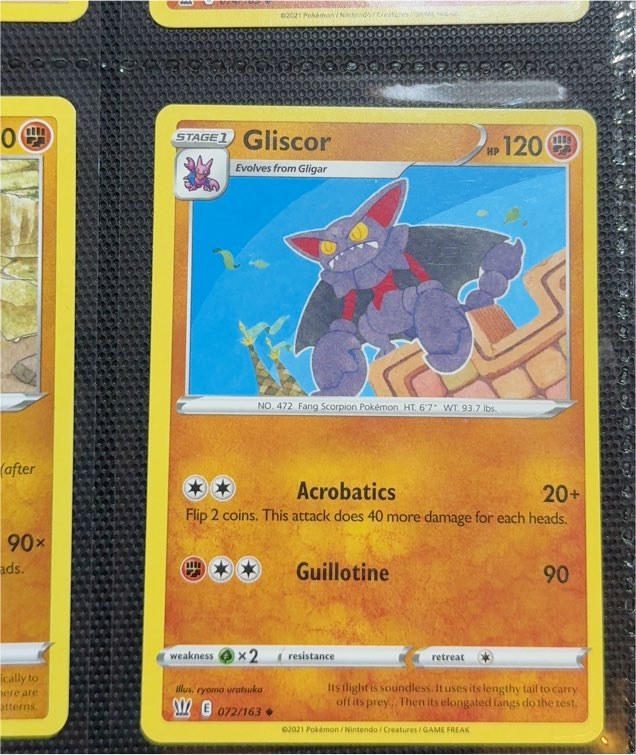 2021 Pokémon TCG Battle Styles #072 Gliscor — front
