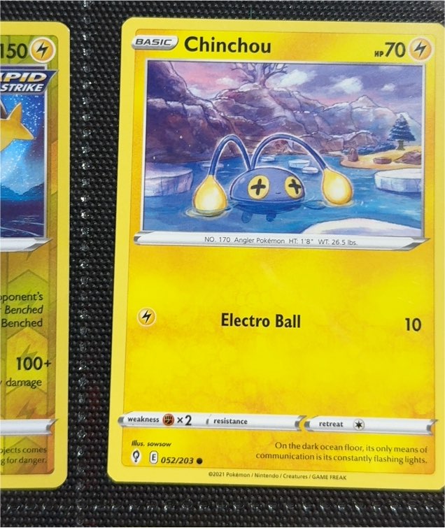 2021 Pokémon Evolving Skies #052 Chinchou — front
